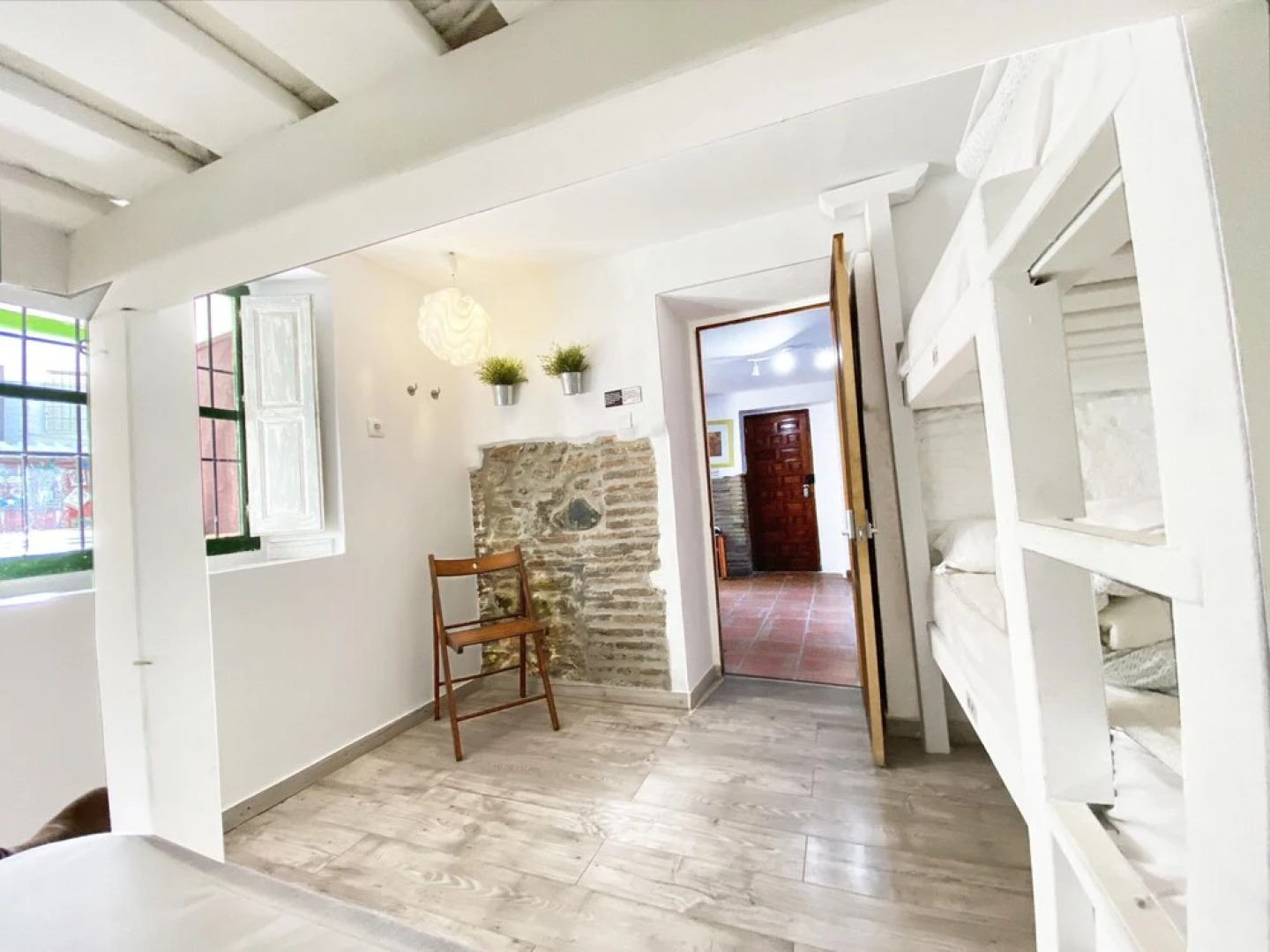 Makuto Guesthouse Hostel