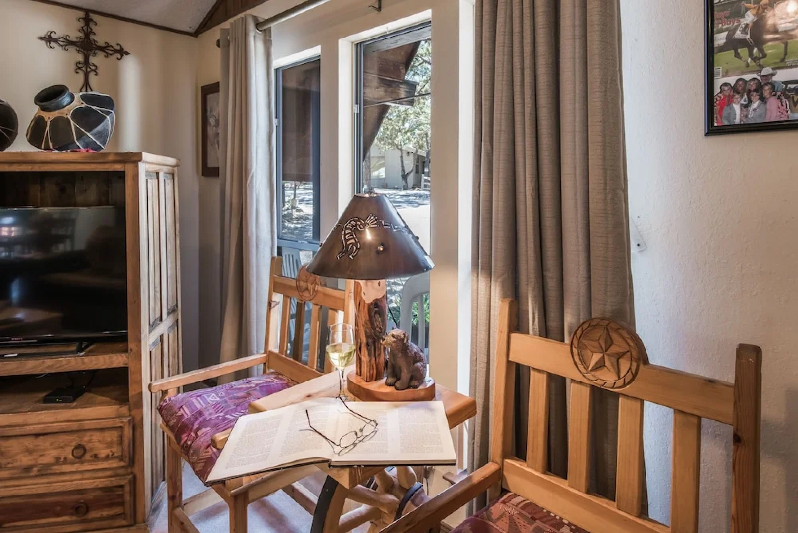 Cowboys Indians and Outlaws - Three Bedroom Cabin