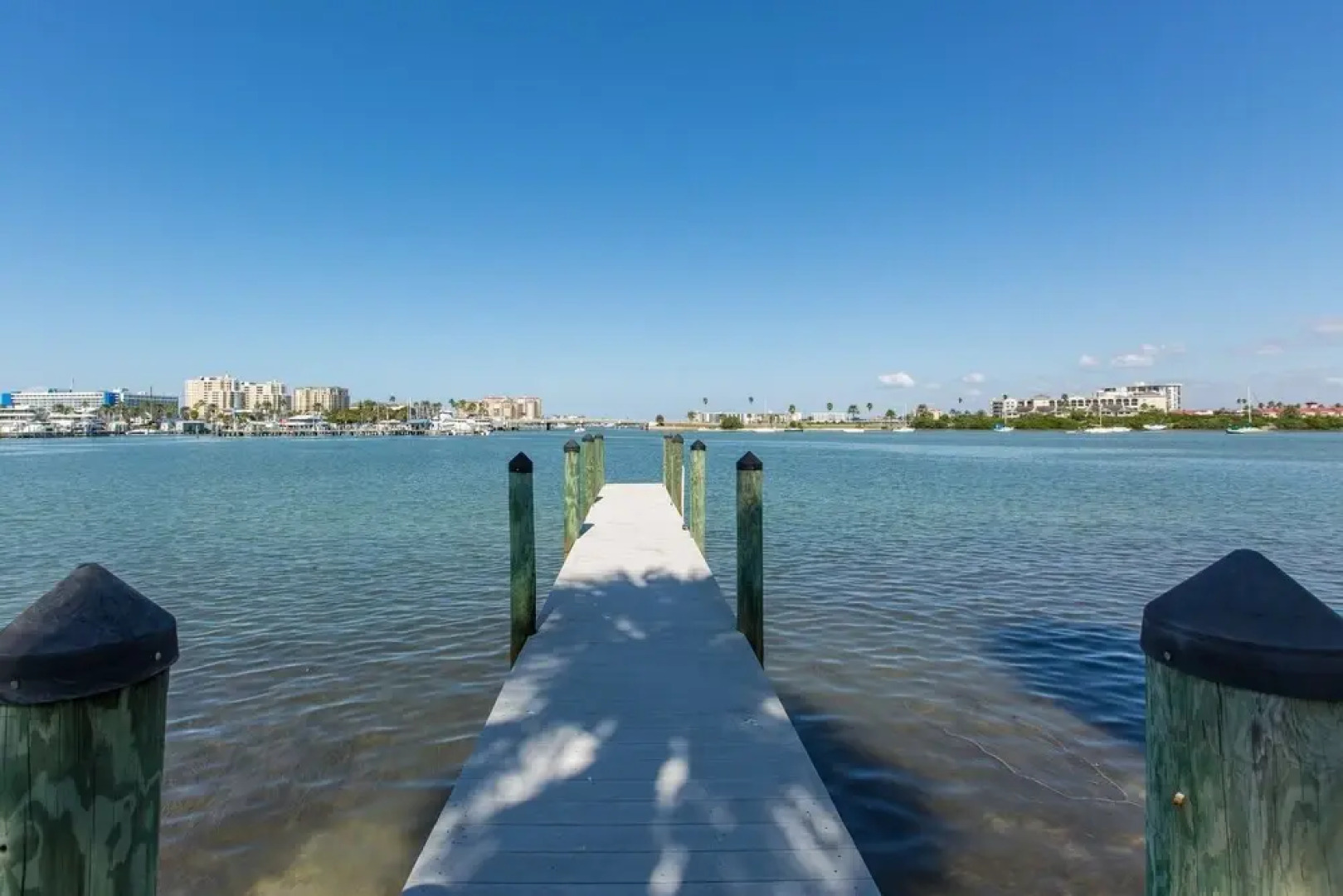 Treasured Times Beach House 3 Bedroom Home by RedAwning, Clearwater Beach