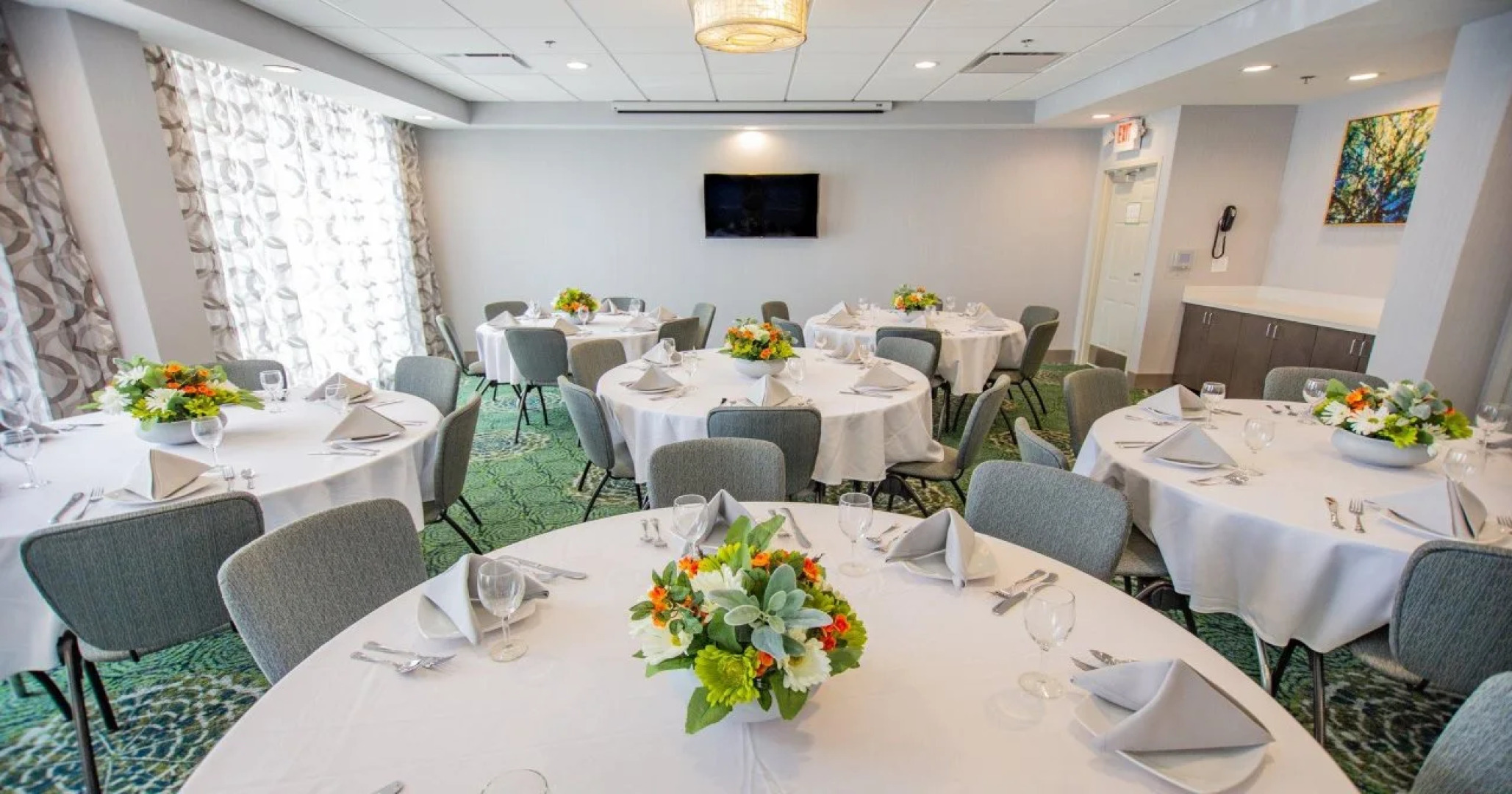 Holiday Inn Knoxville N - Merchant Drive by IHG