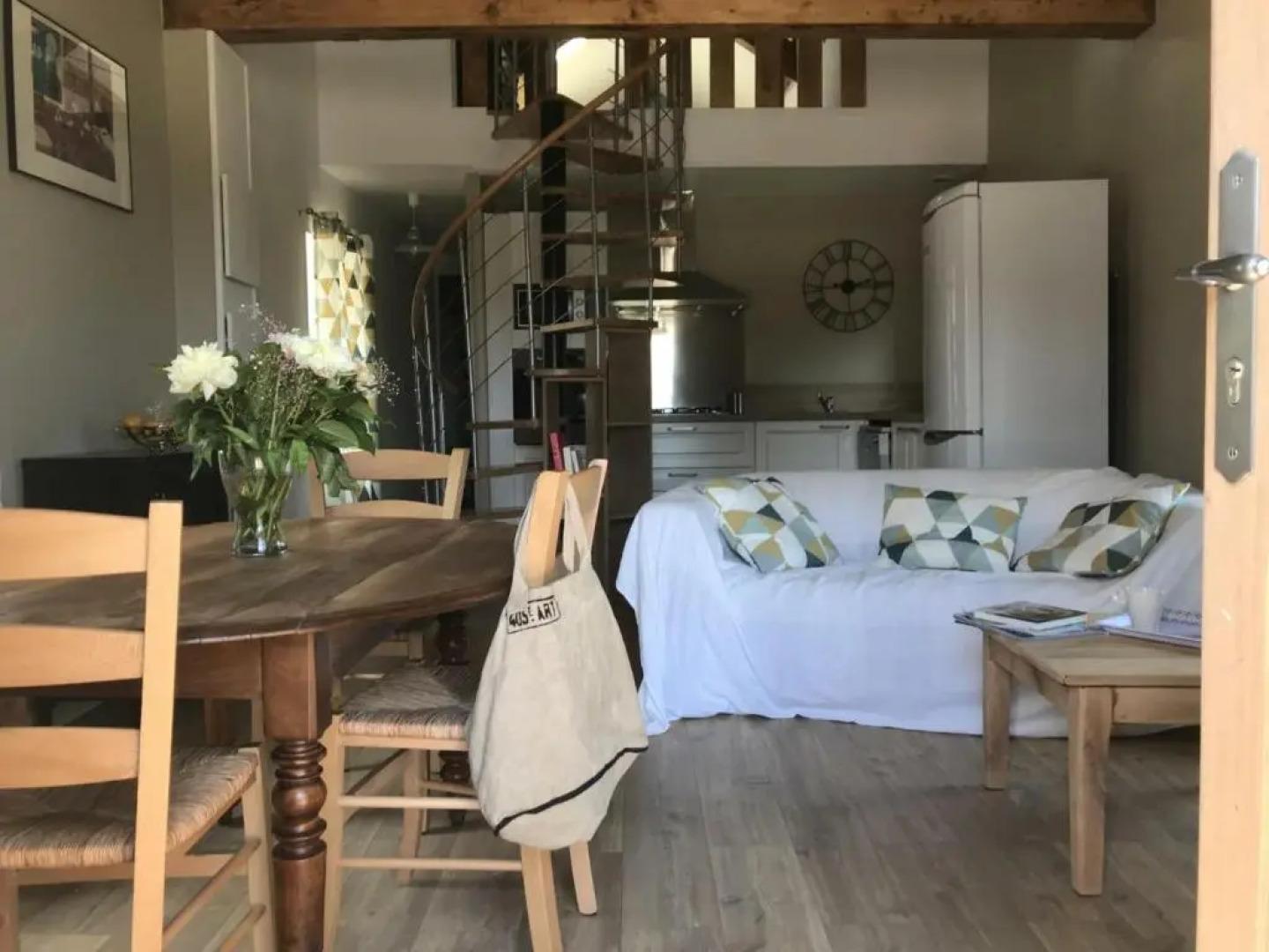 Gîte Saint-André-d'Apchon, 3 pièces, 5 personnes - FR-1-496-143