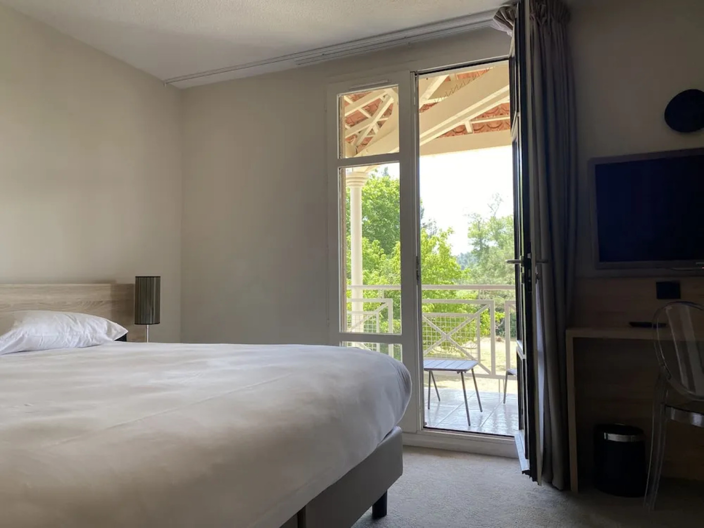 Logis Hostellerie Domaine De La Reynaude