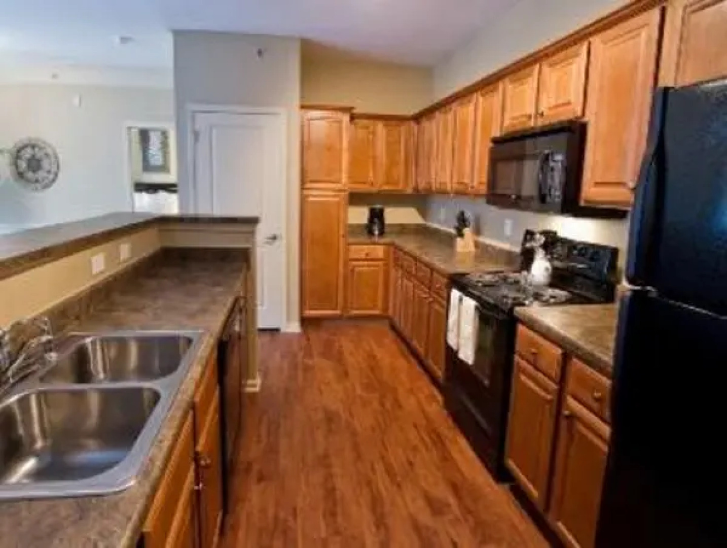 Whispering Ridge by ExecuStay (EXEC-MW.WHSPRG-1BR)