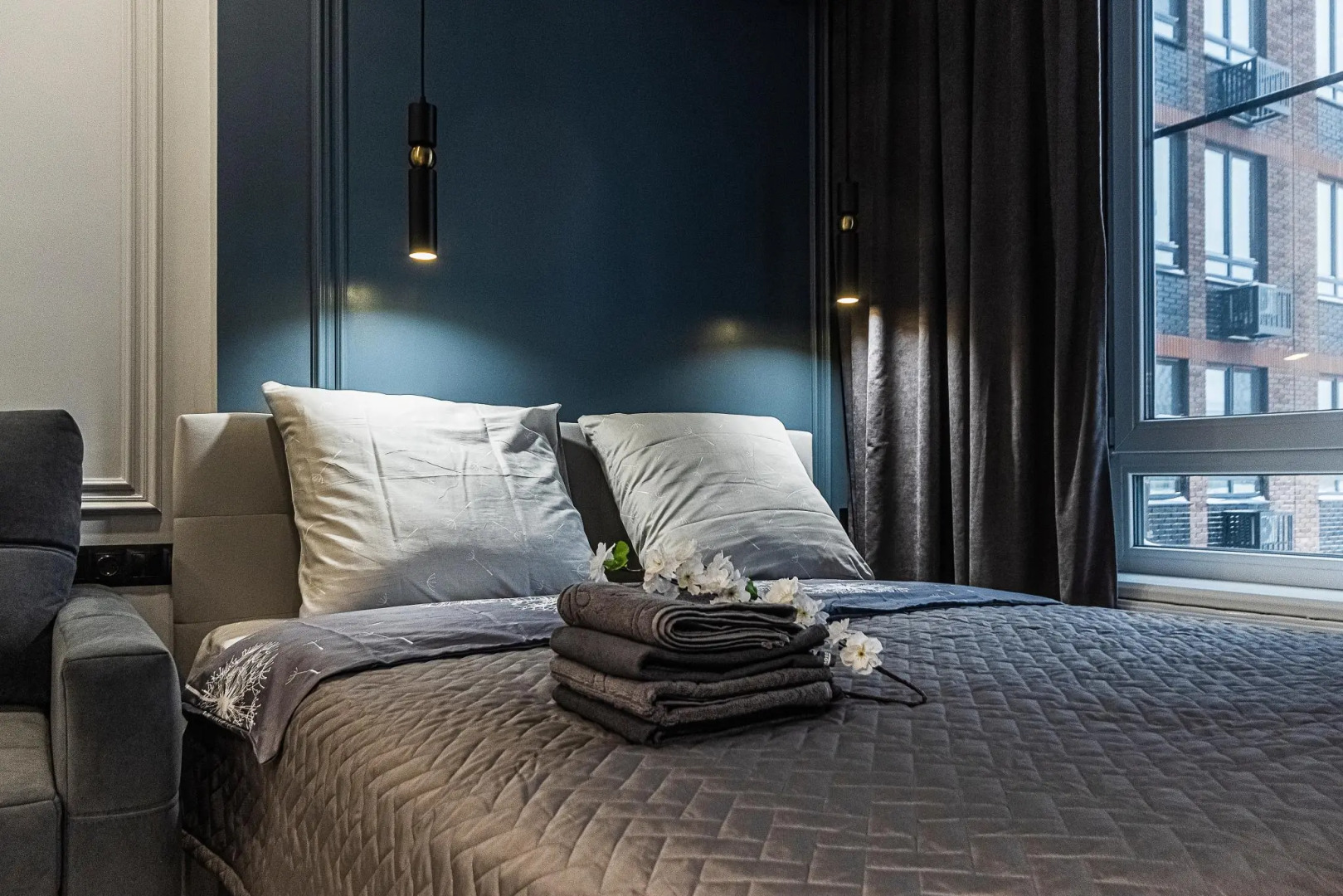 2ROOMS (2РУМС) на улице Максима Горького