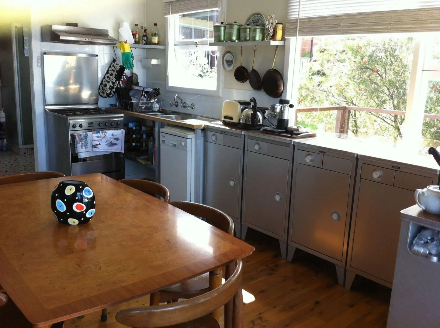 Hyams beach house - a secret treasure