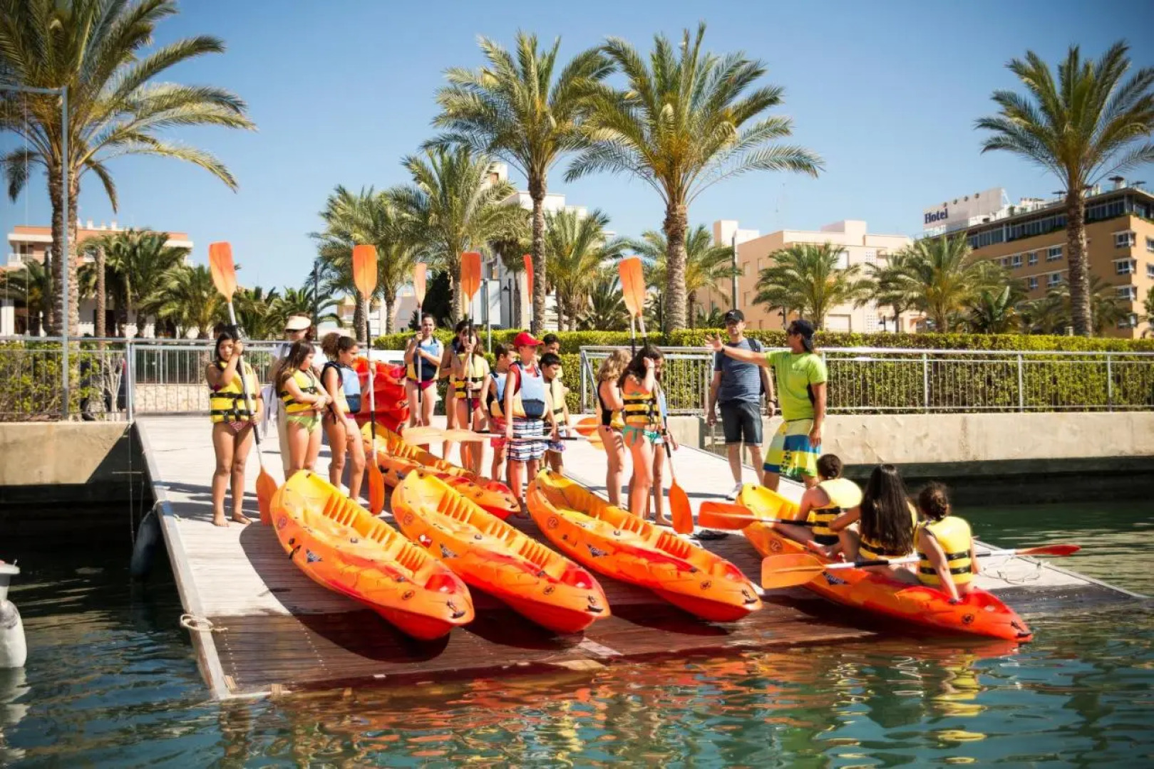 Senator Águilas Hotel