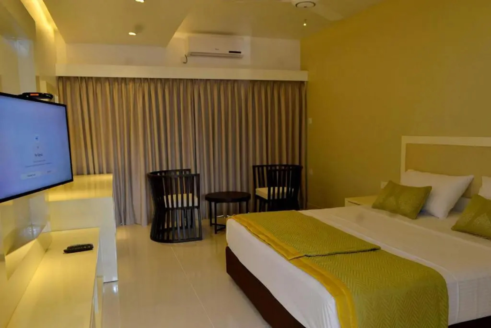 Good Wood Airport Hotel