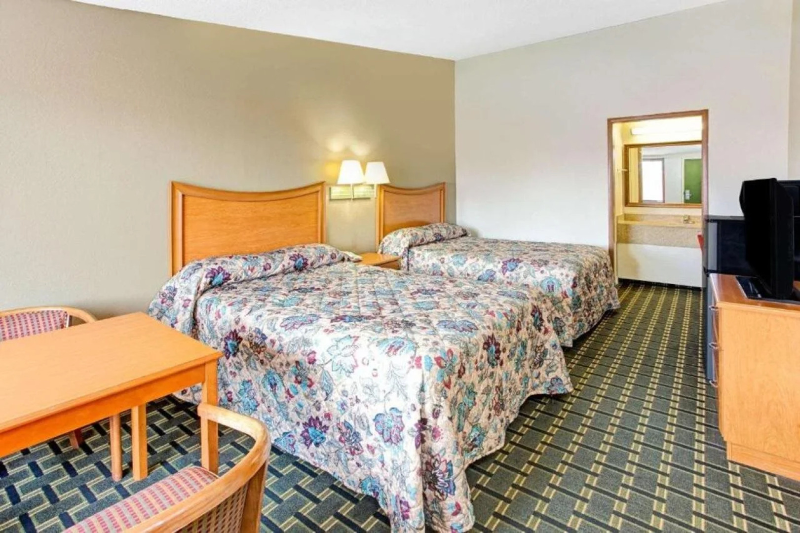 Knights Inn - Cartersville GA