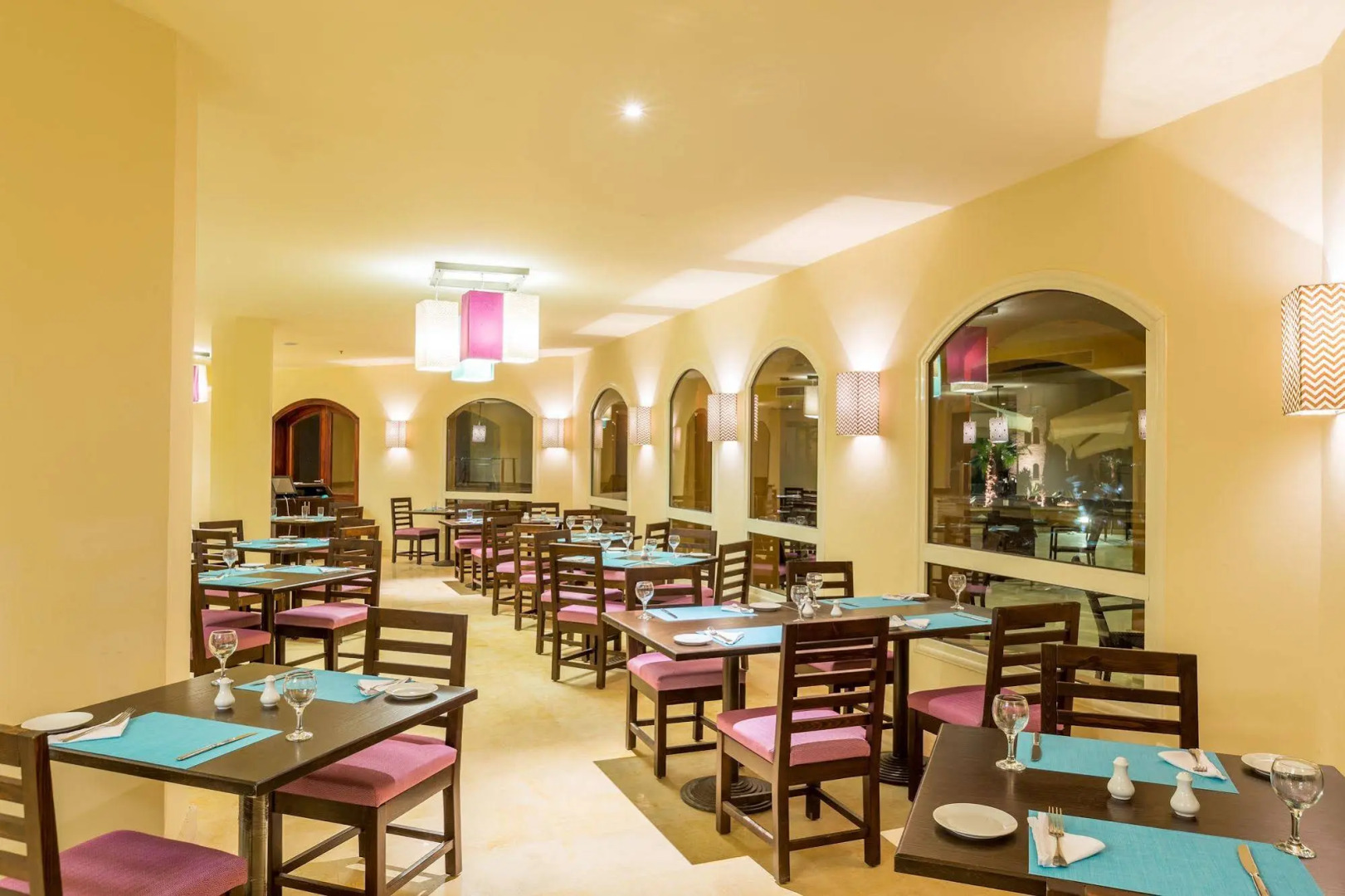 Byoum Lakeside Hotel