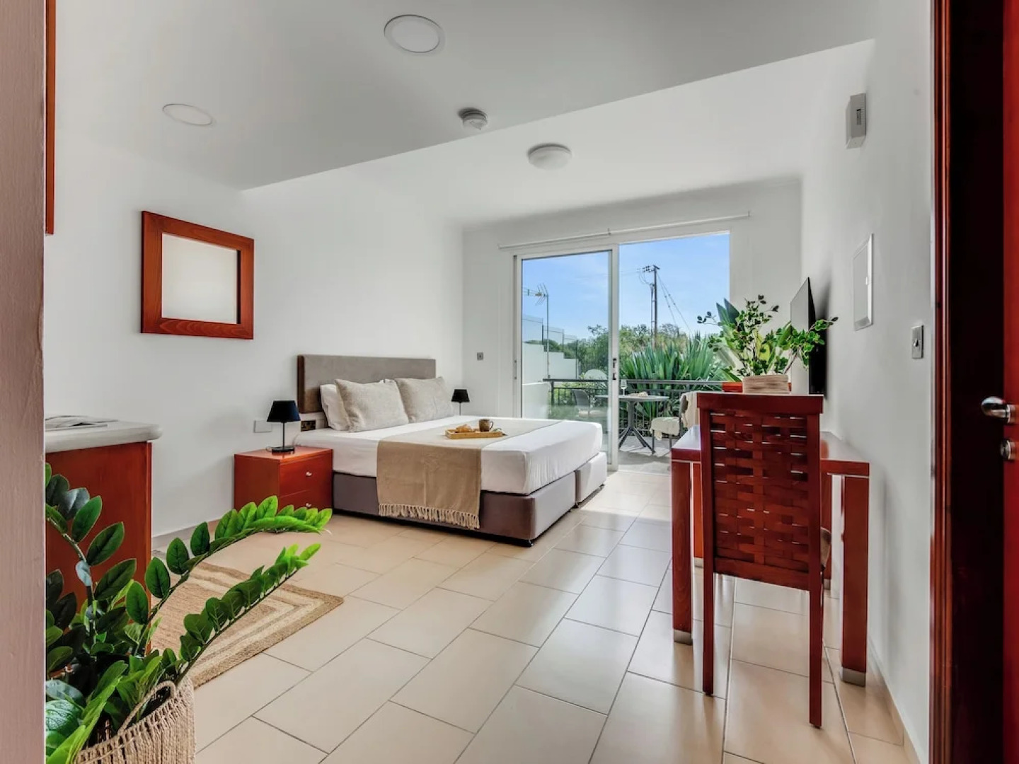 Sanders Seaview Paphos