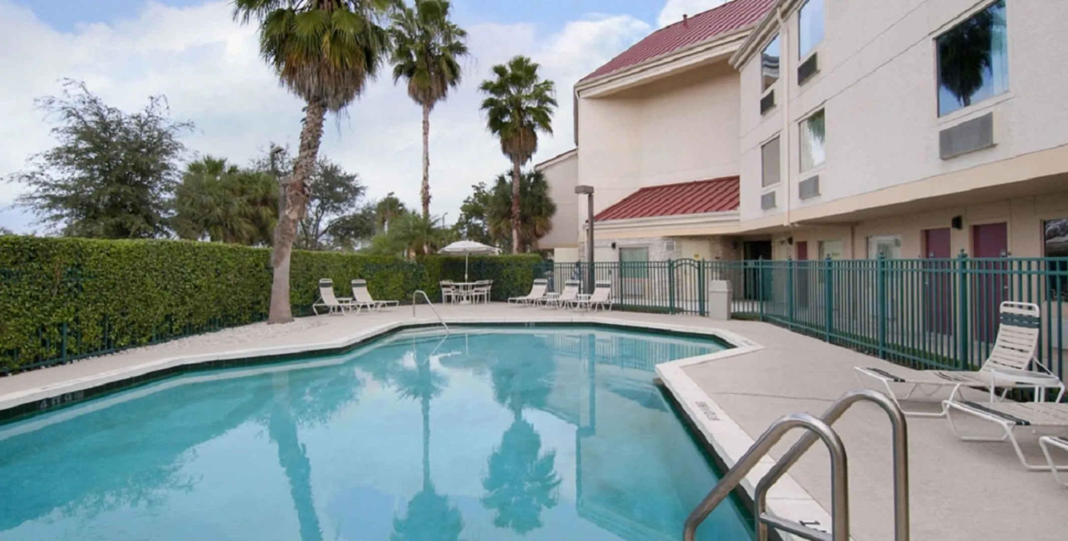Red Roof Inn PLUS+ West Palm Beach