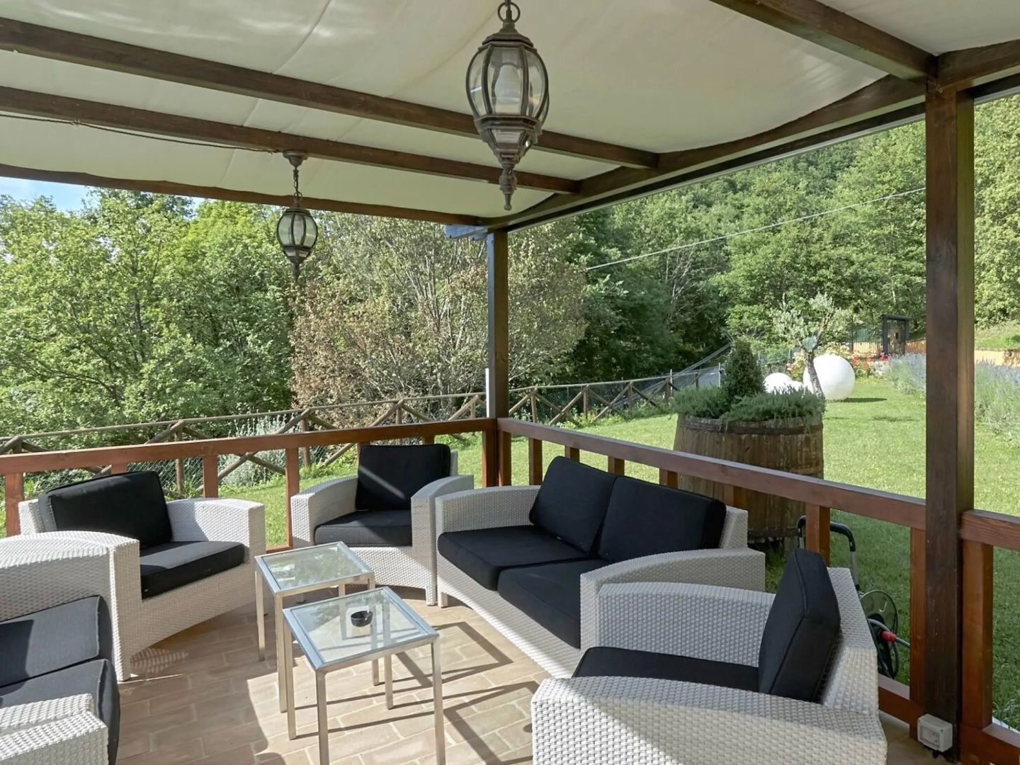 Spacious Countryside Escape