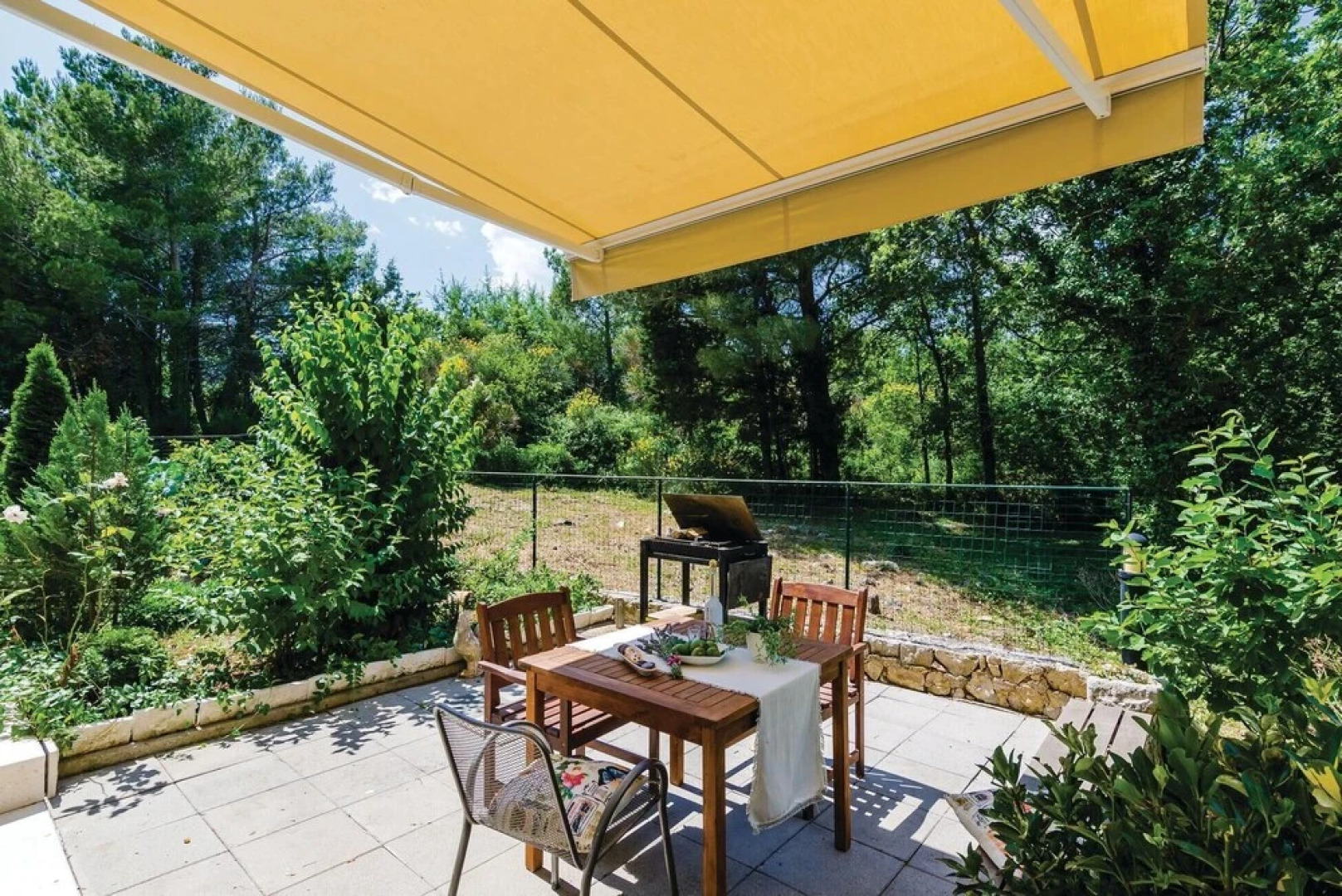 Nice Home in Bosanka With Wifi and 3 Bedrooms