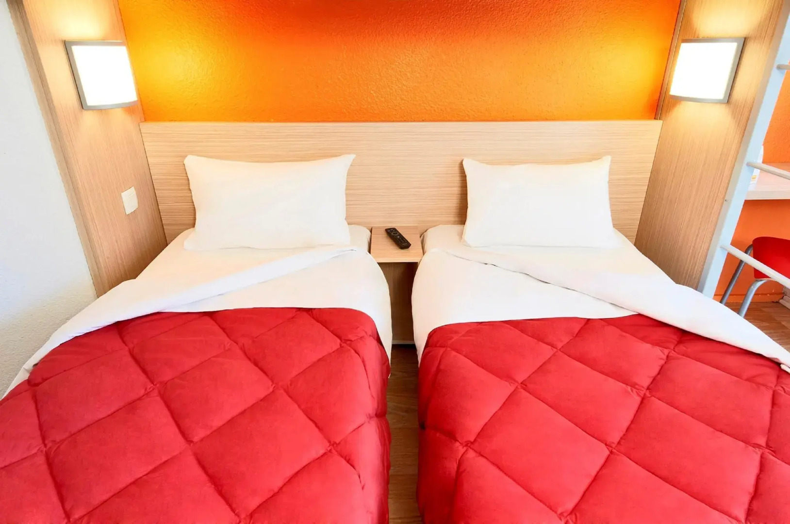 Premiere Classe Paris Ouest - Pont De Suresnes