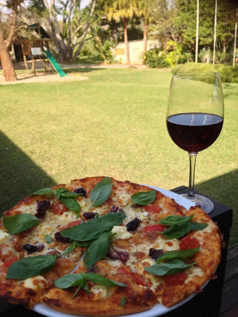 Hamiltons Lodge & Restaurant