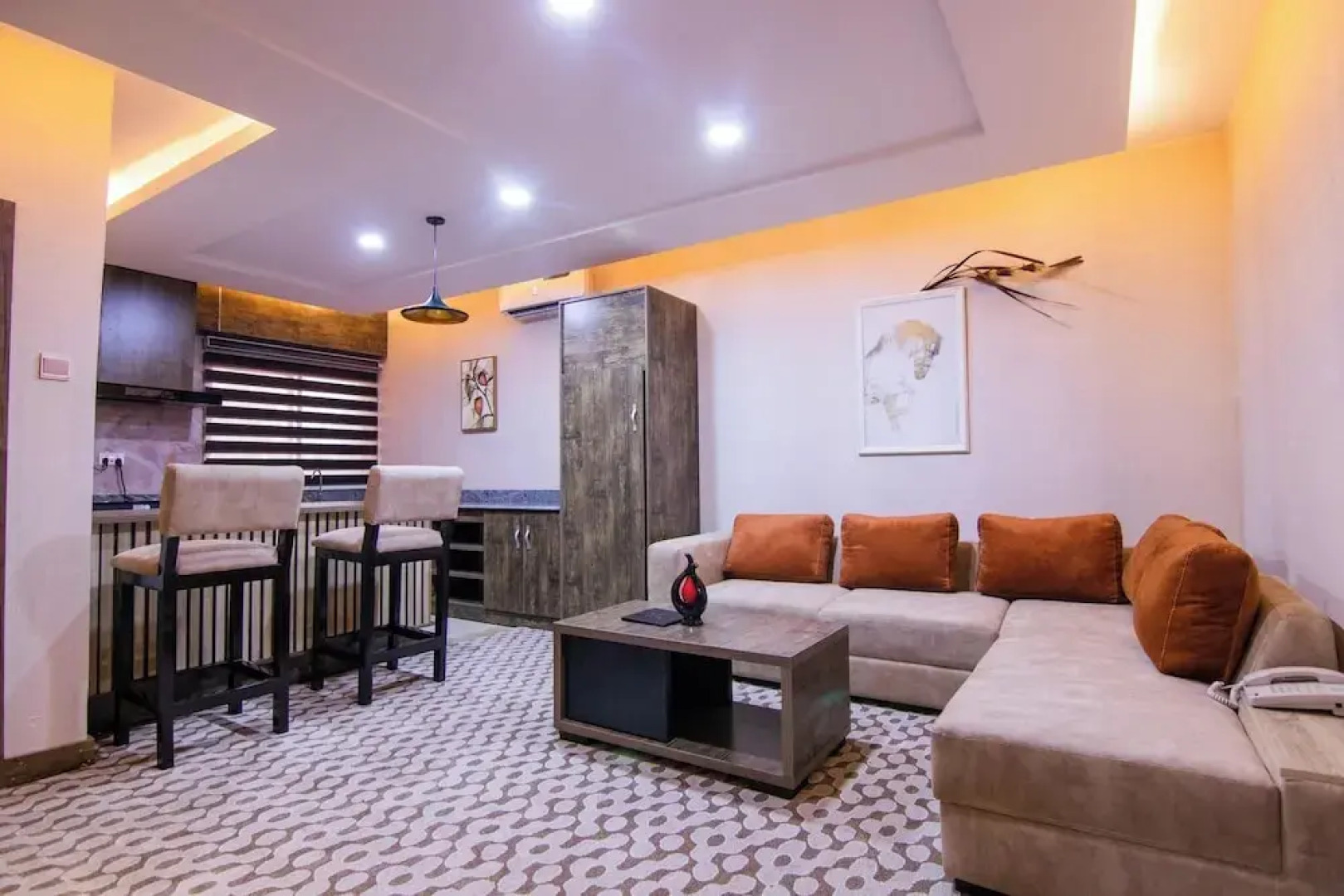 Bon Hotel Royal Parklane