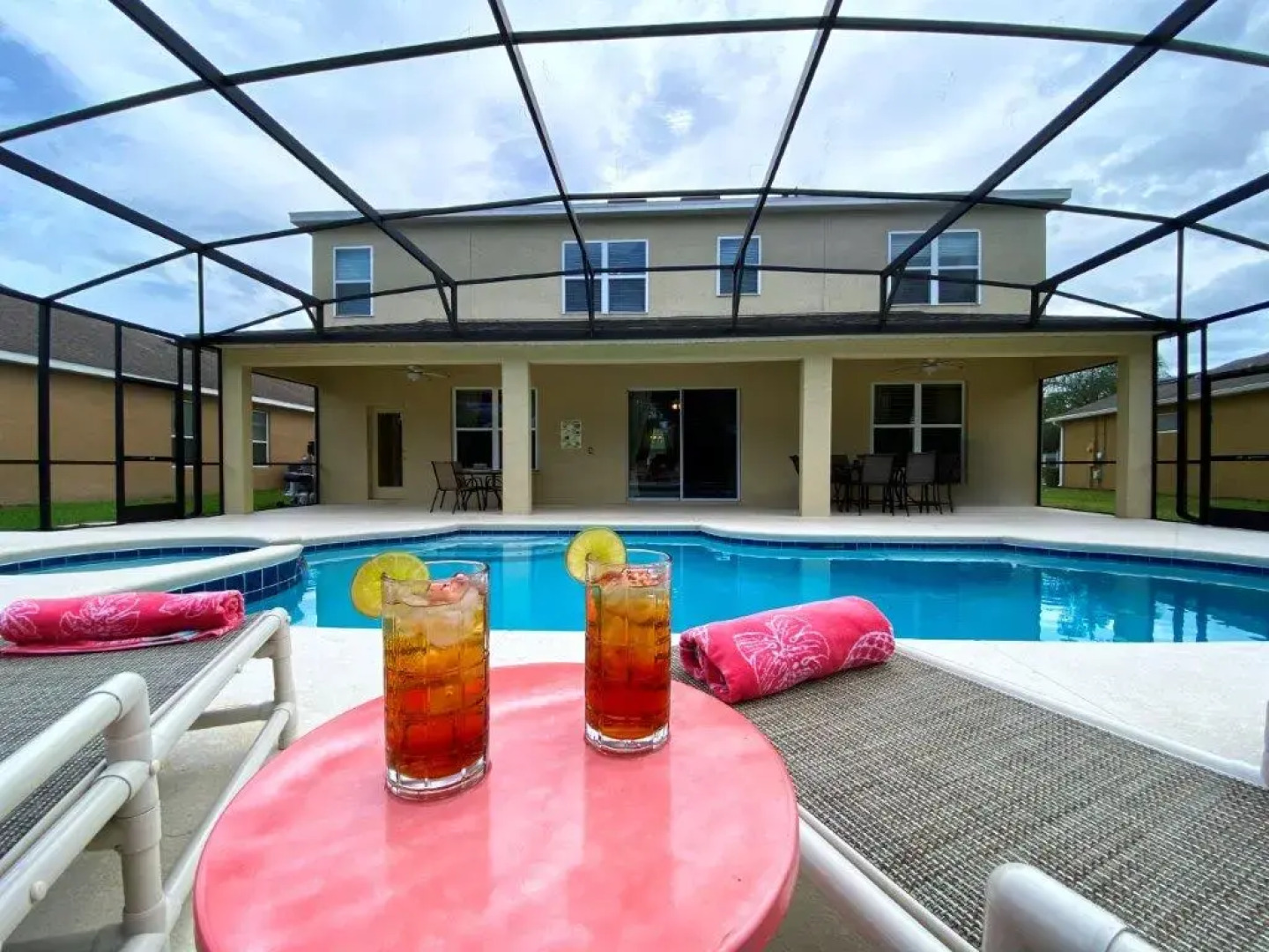 Spacious 5Bd Pool Hm Spa Gm Watersong -256YS, Davenport, US