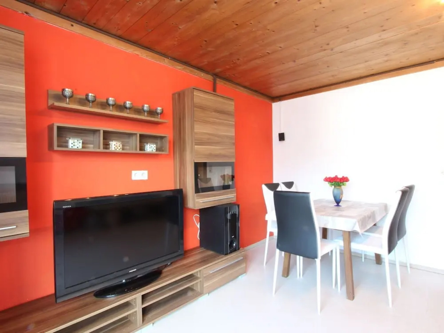 Lovely Chalet in Sankt Ulrich am Pillersee near Ski Area