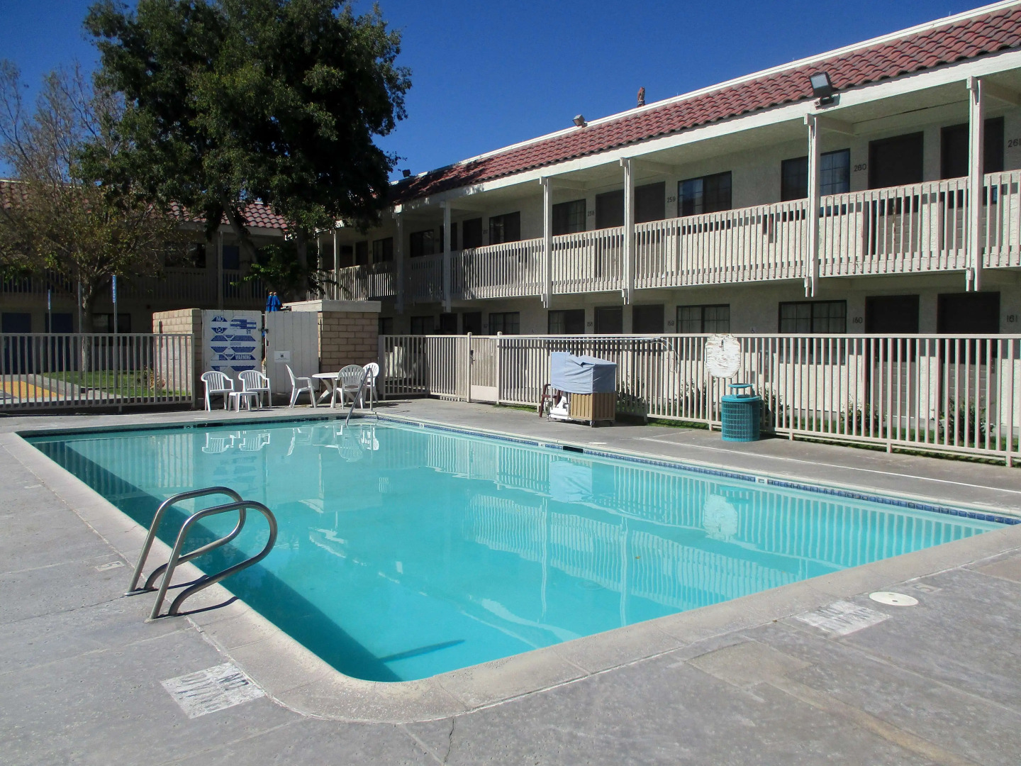 Studio 6 Barstow, CA