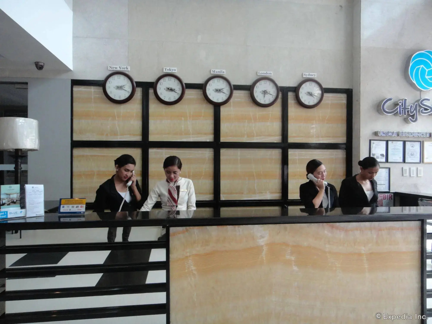 City Suites Ramos Tower
