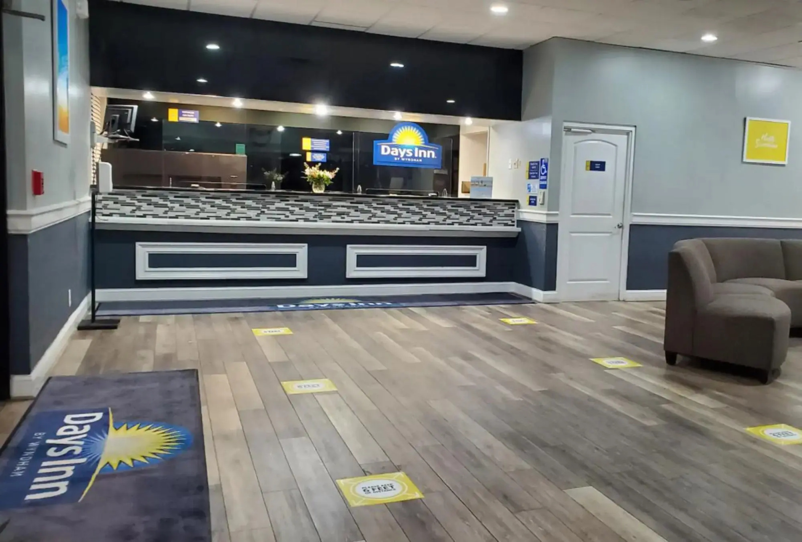 Ramada Stuart