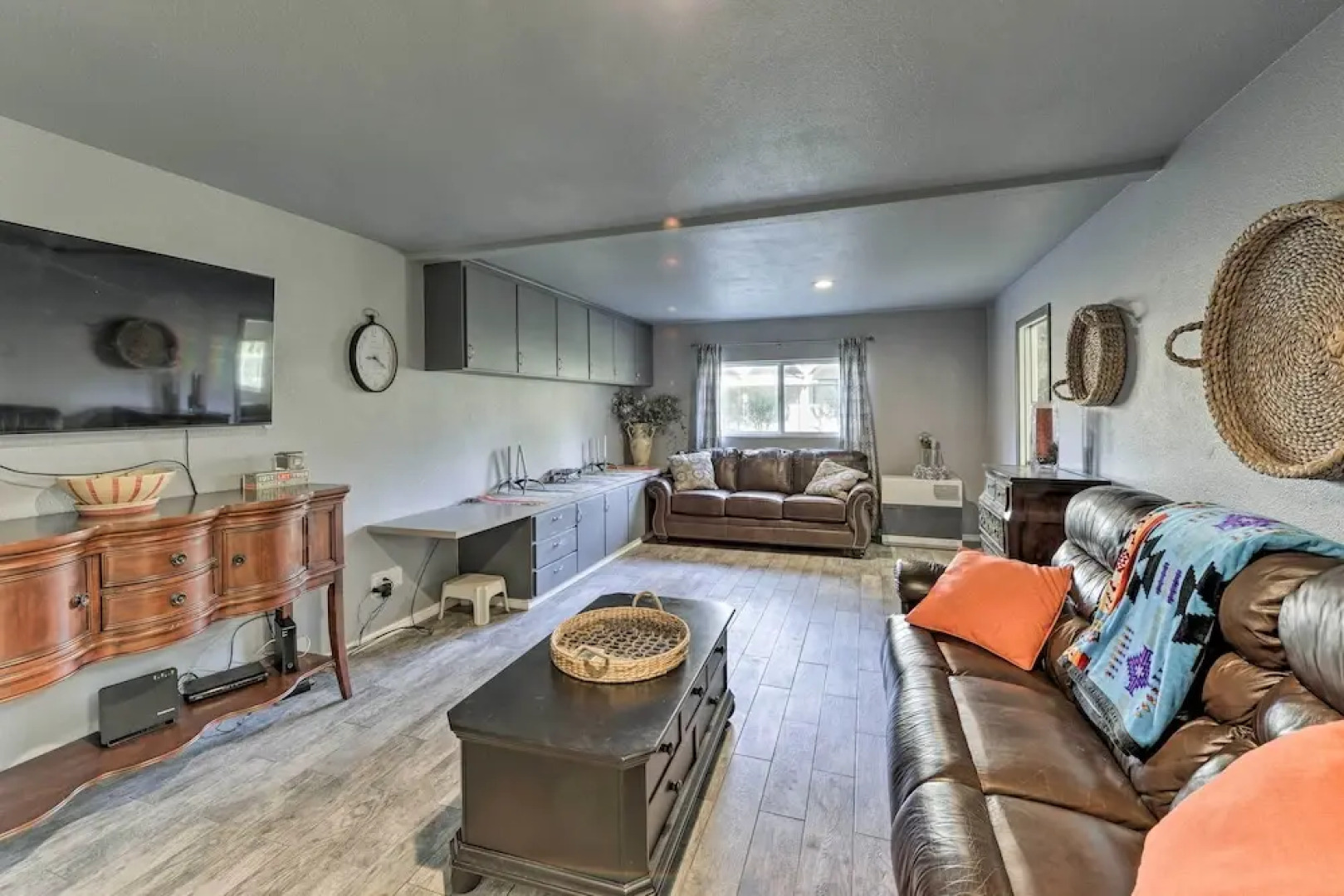 Riverfront Crescent City Home, 8 Mi to Beach!