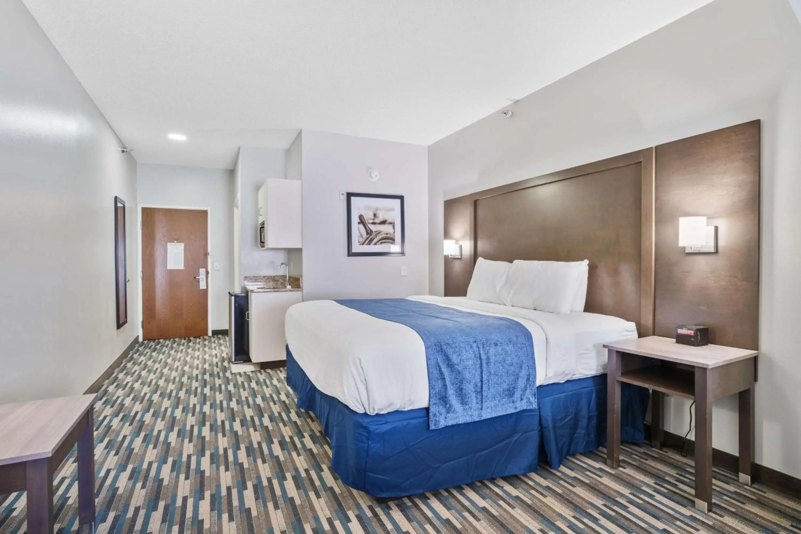 Blue Water Inn & Suites, BW Signature Collection