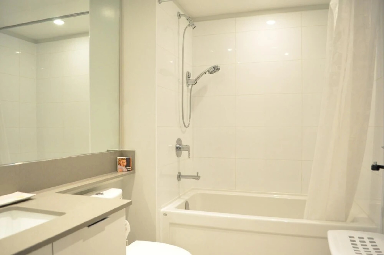 Unfurnished 2 Bedroom Condos Burnaby