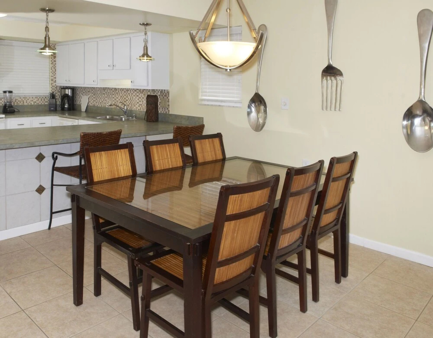 Paradise Beach Club by Happy Palm Stays