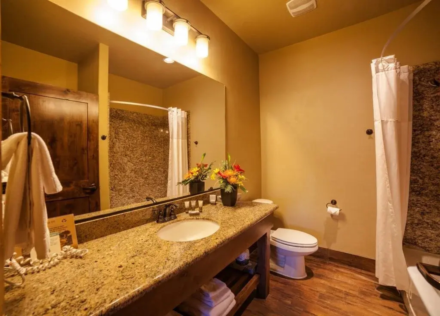 Cable Mountain Lodge