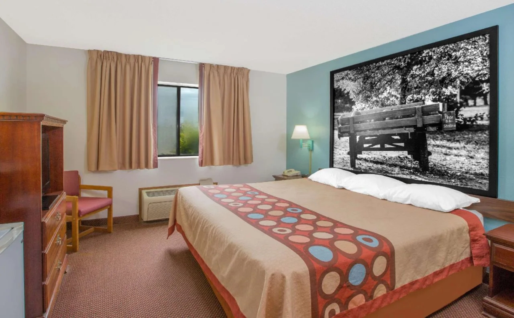 Rodeway Inn near I-35 Lamoni