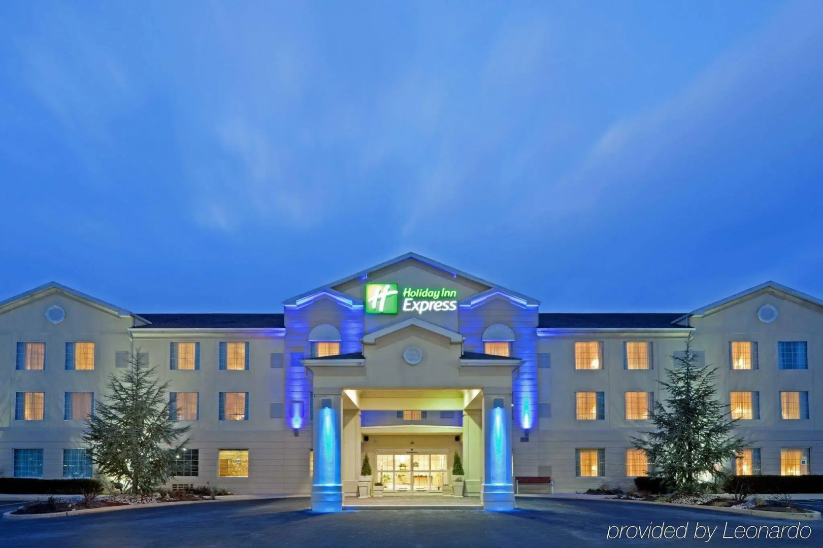 Holiday Inn Express & Suites Reading by IHG