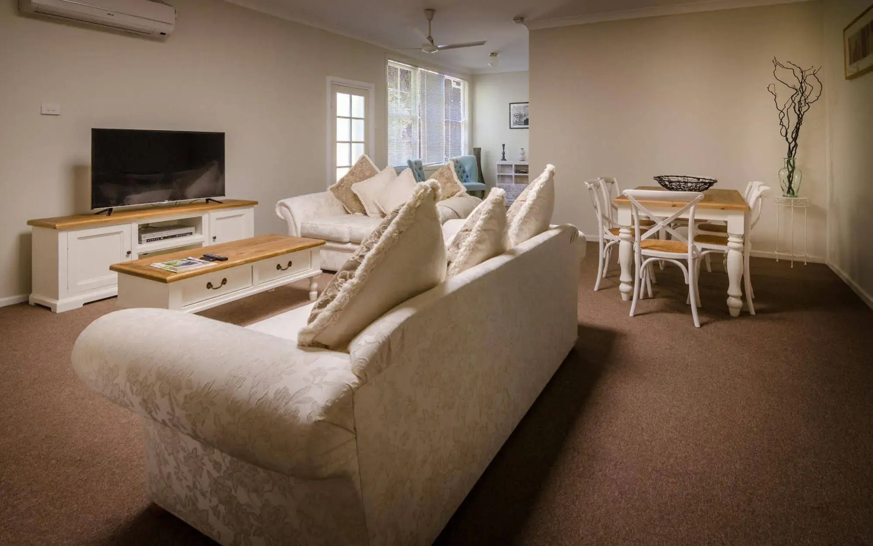 Bundanoon Country Inn Motel