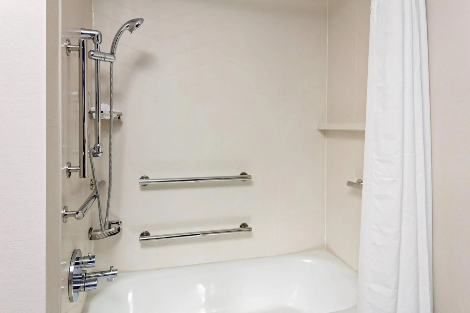 Fairfield by Marriott Port Clinton Waterfront