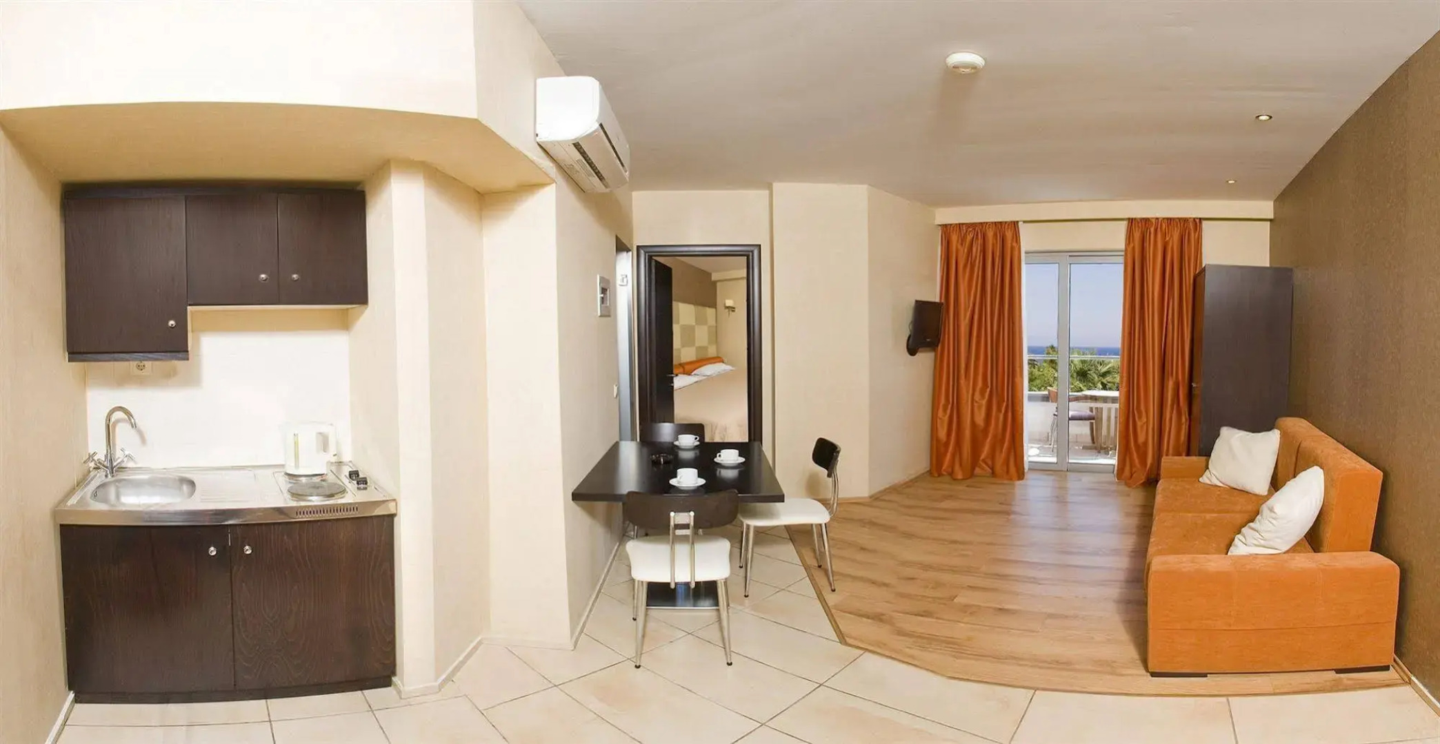 The Residence - Adults Only