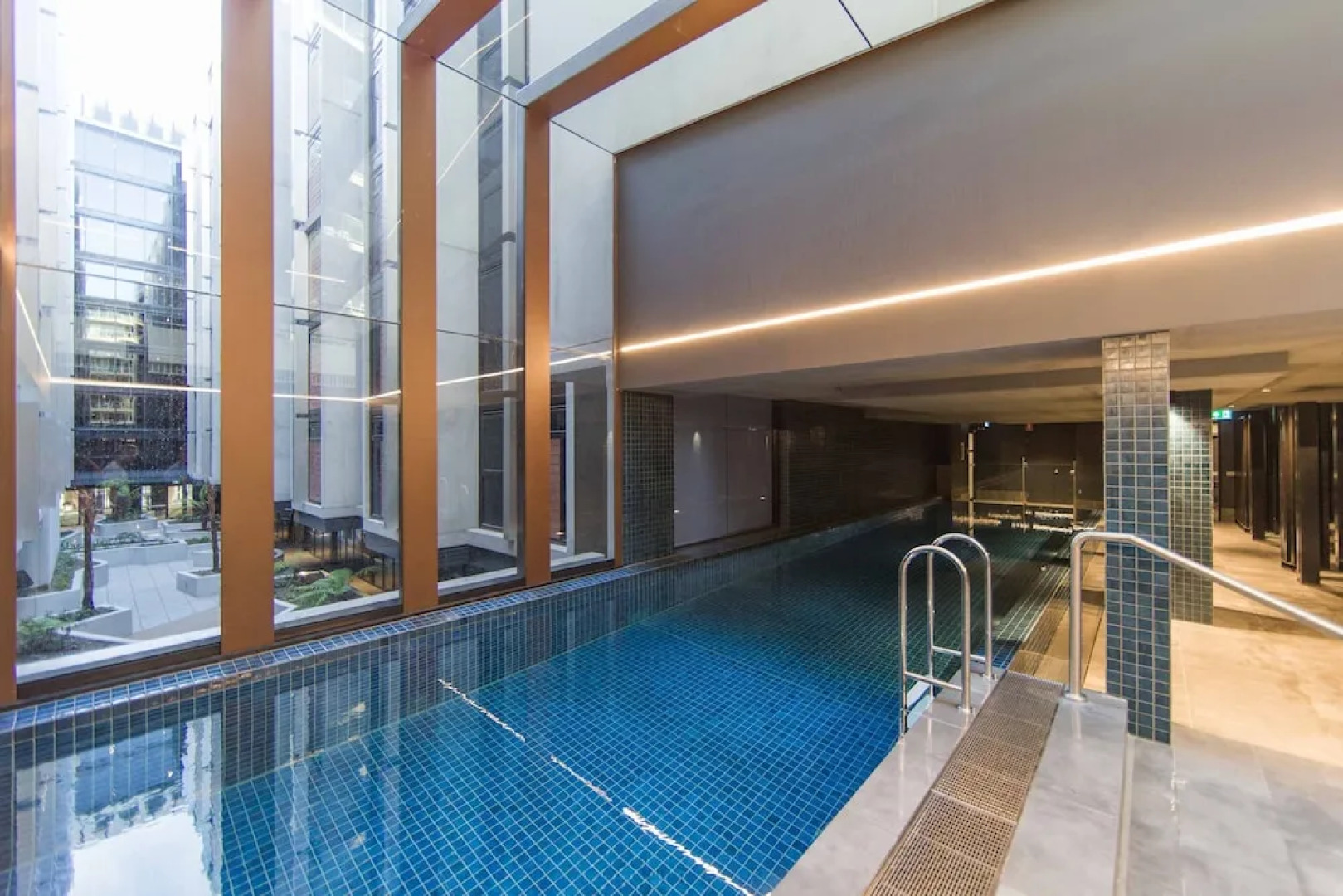 Midnight Apartments Accommodate Canberra