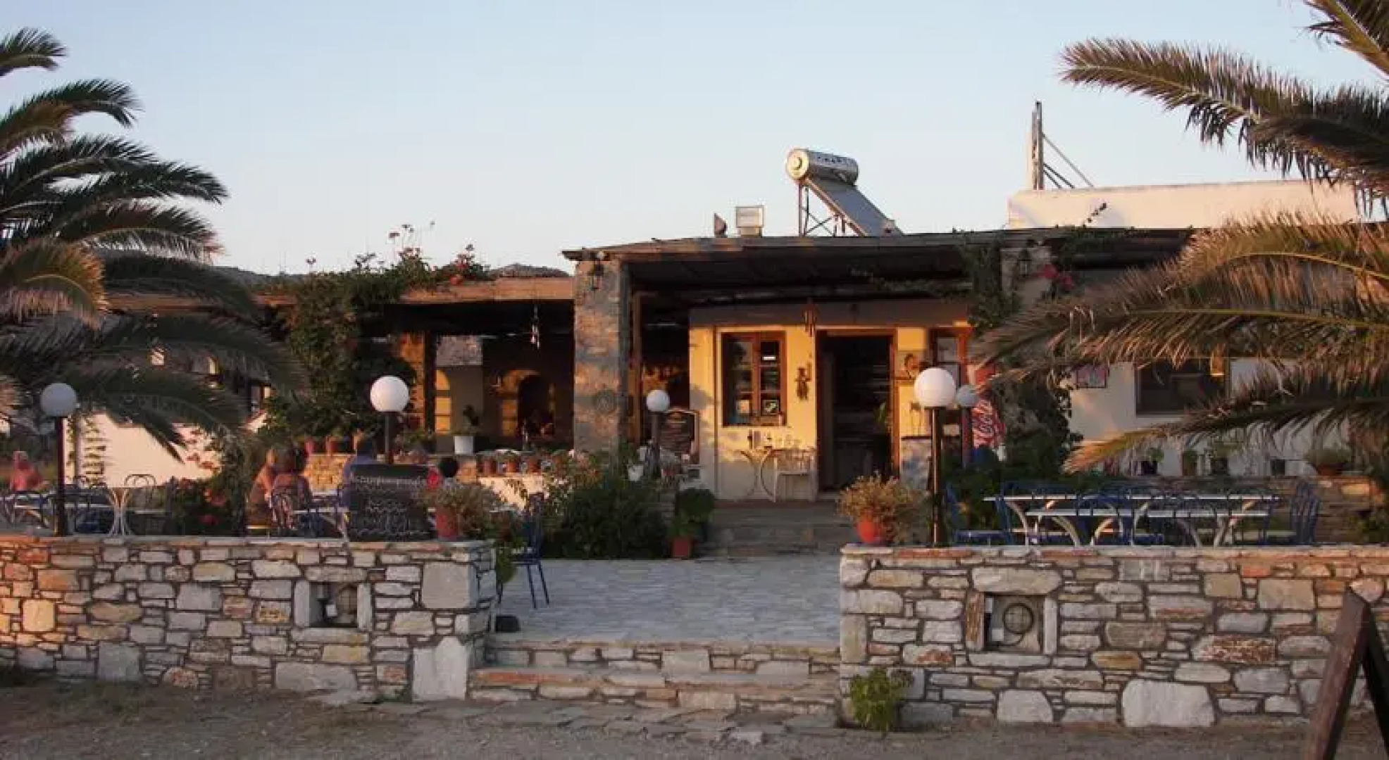 Hippocampus Club Naxos