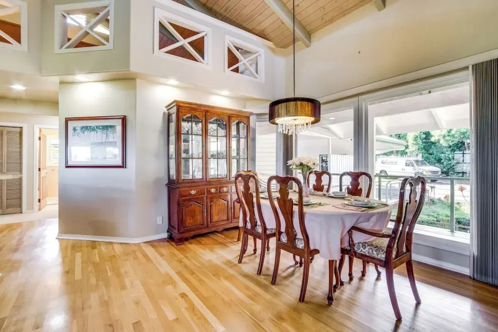 Honomu Home w/ Screened Lanai + Ocean Views!