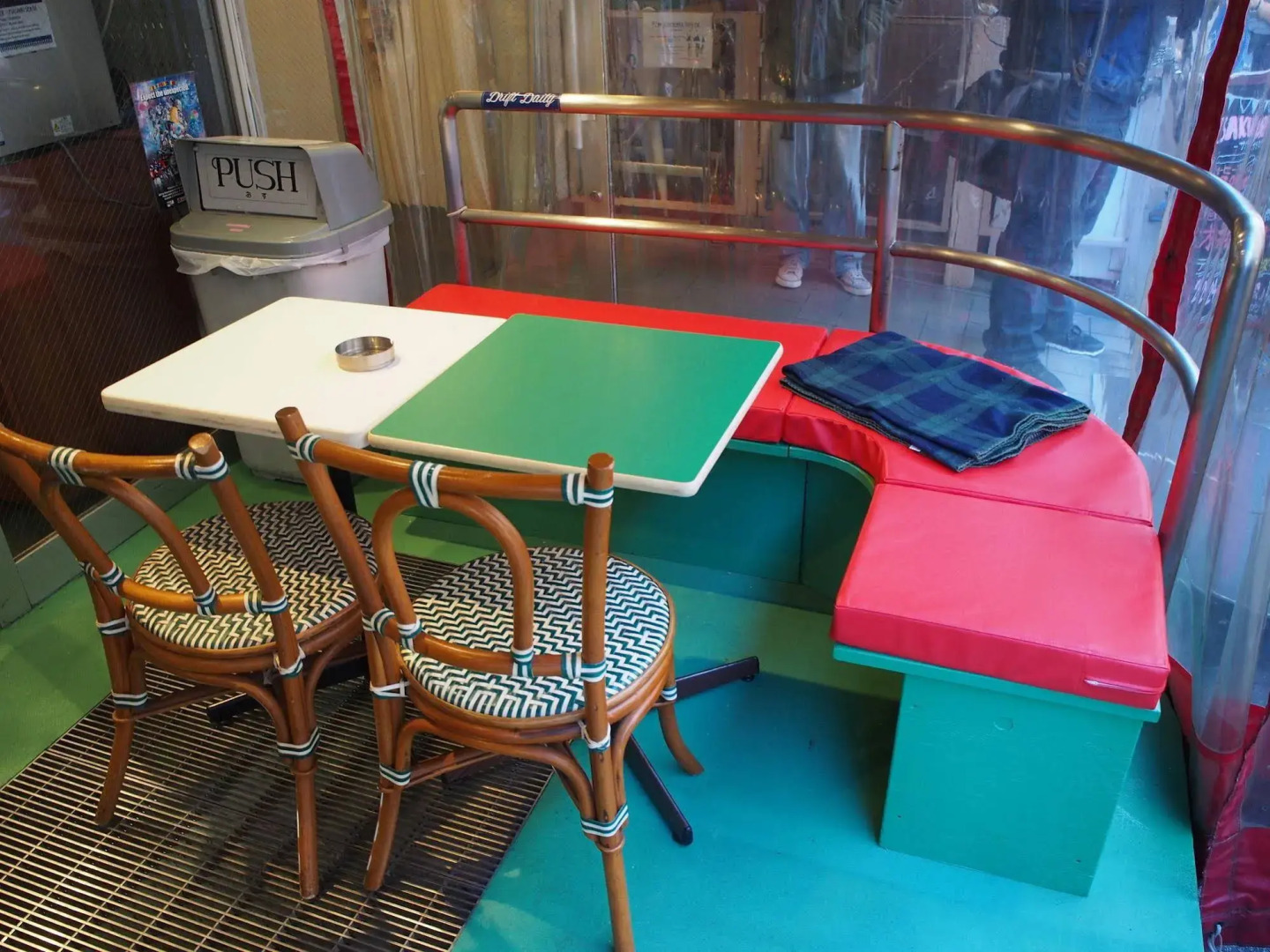 Sakura Hotel Jimbocho - Hostel