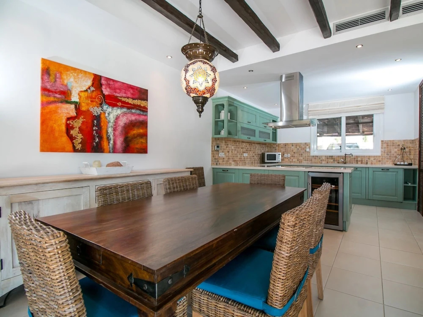 Beautiful Traditional Style Villa Near the Coast With Pool, Close to Golf Course