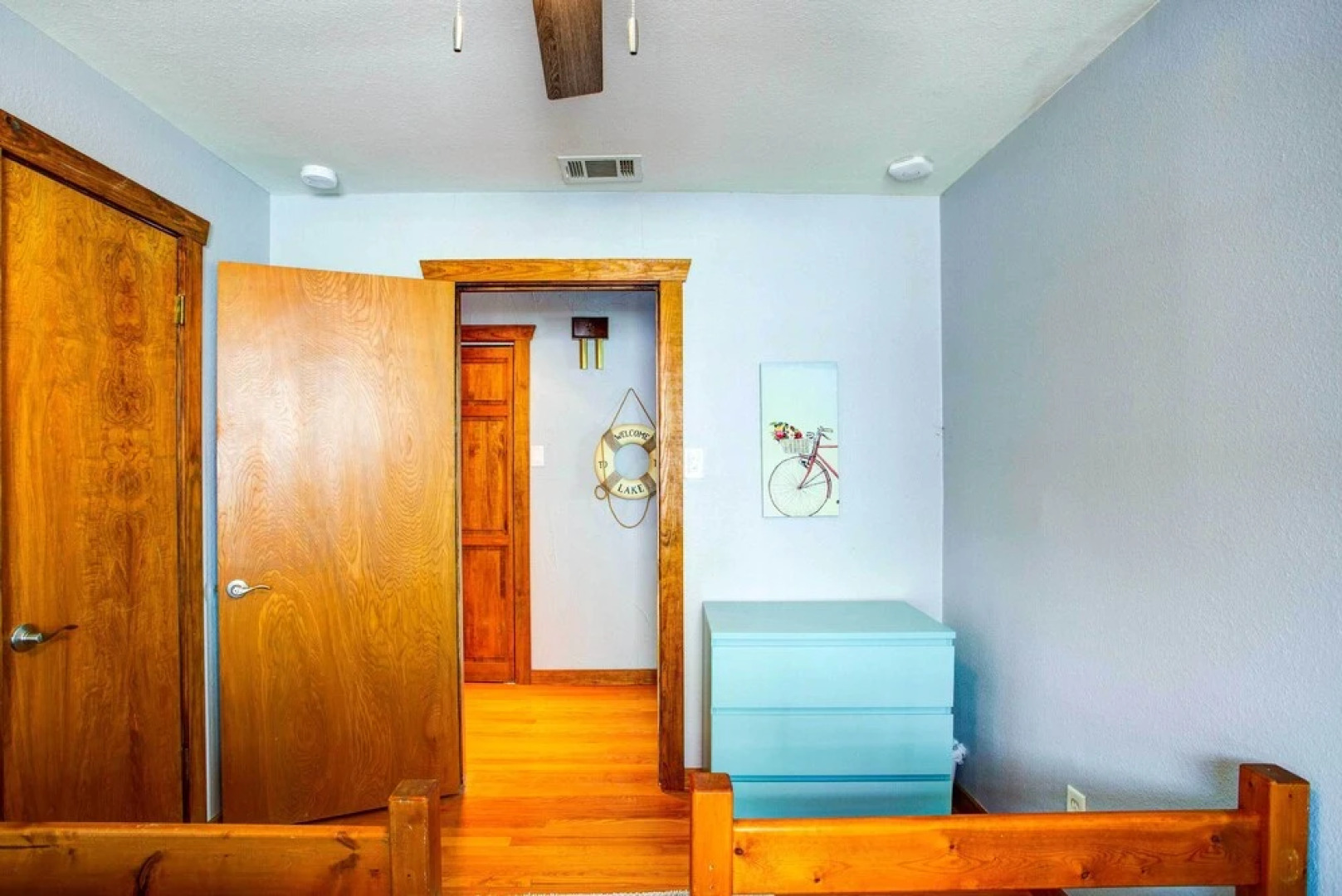 Cedar Creek Lakefront Vacation Rental w/ Pool