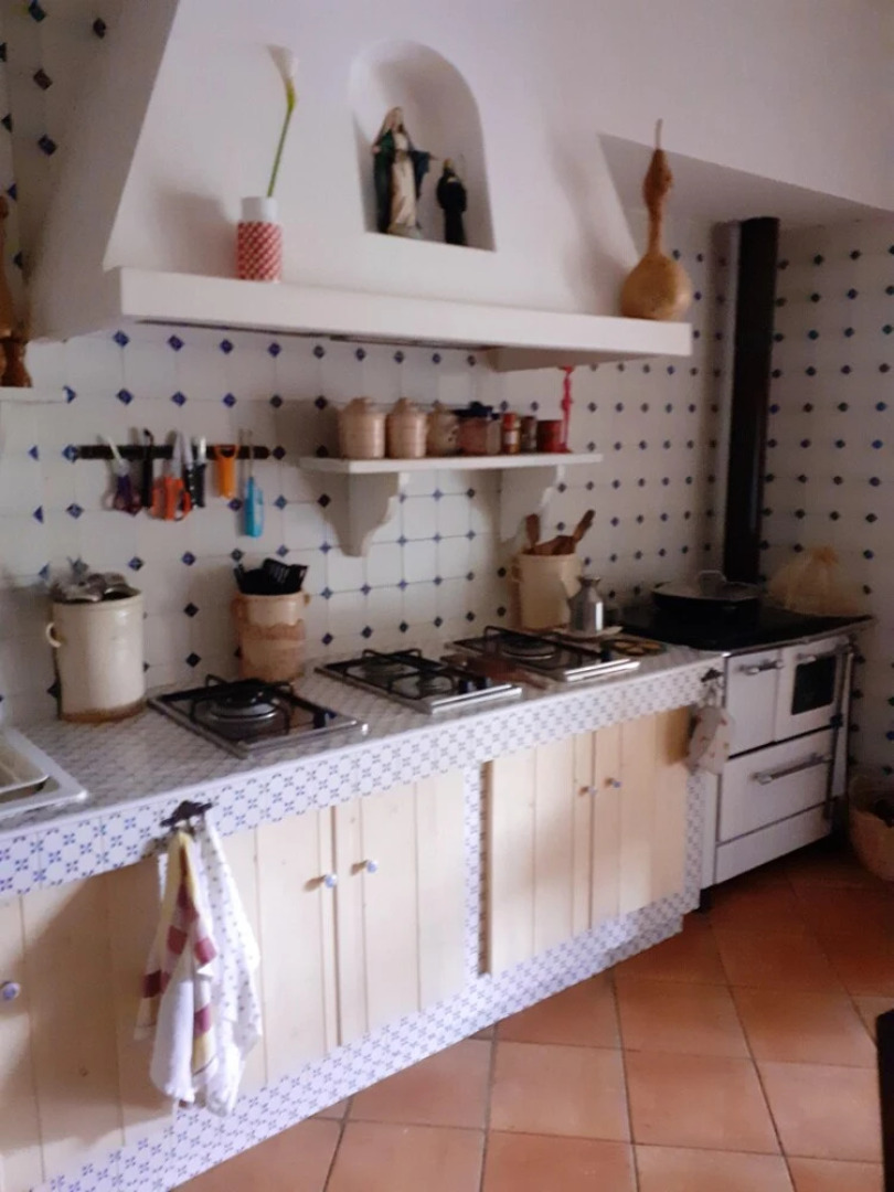 Villa With 6 Bedrooms in Provincia di Caserta, With Wonderful Mountain View, Private Pool, Furnished Garden