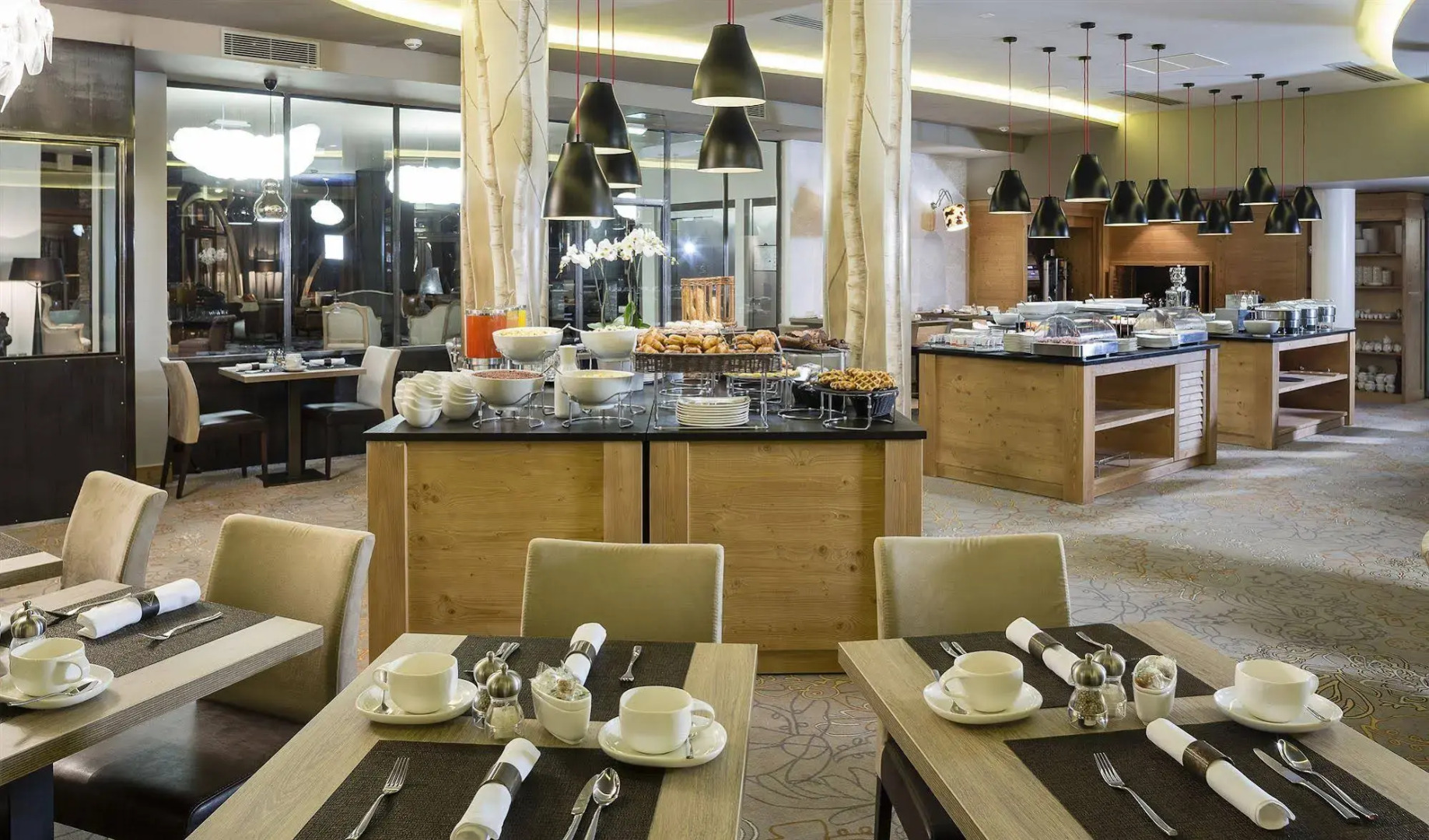 Hôtel Koh-I Nor by Les Etincelles