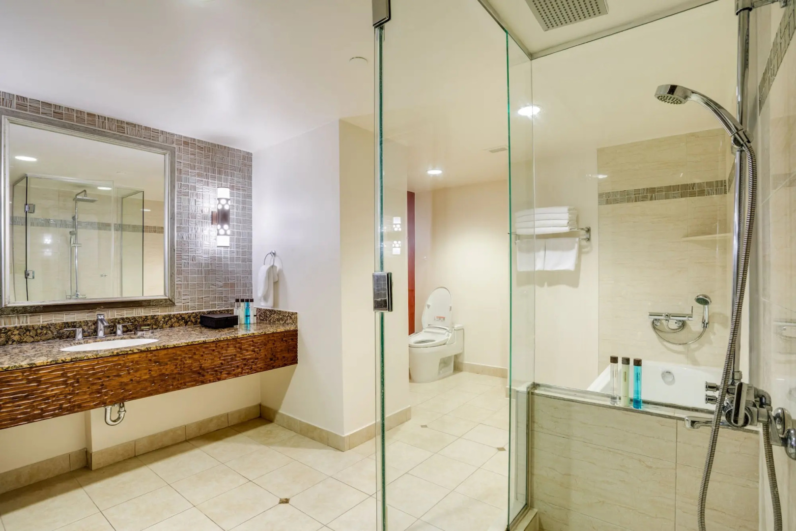 Dusit Beach Resort Guam