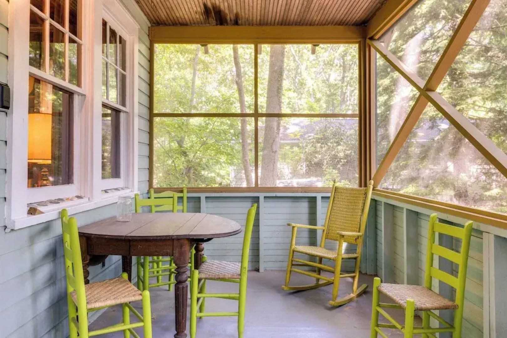 Southold Cottage w/ Patio & Grill - Walk to Beach!