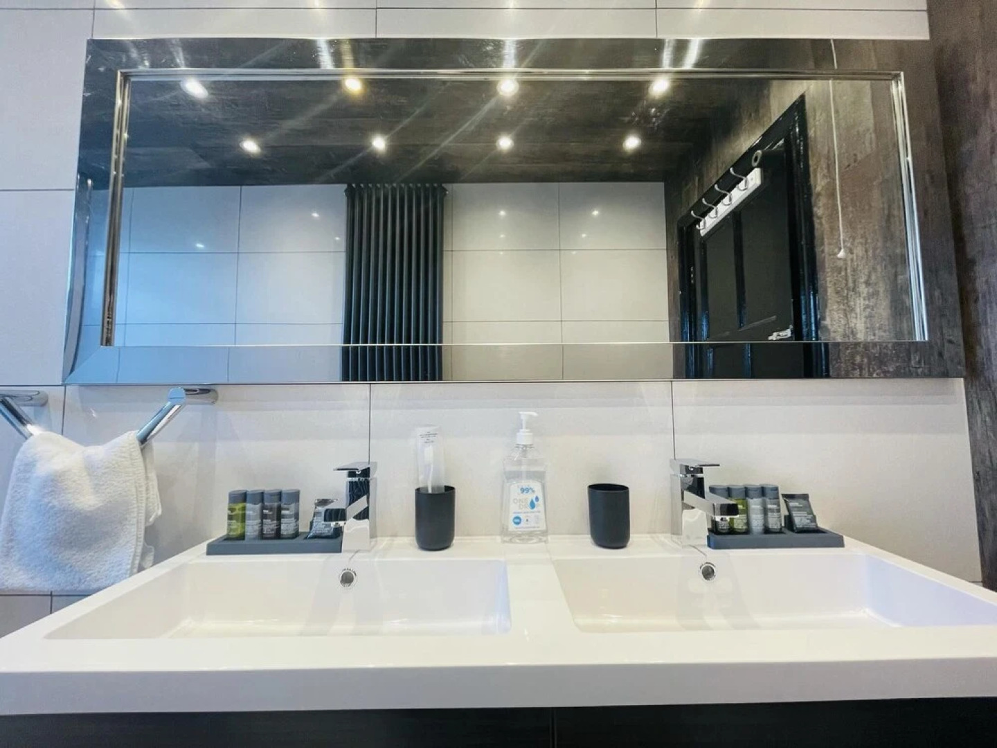 Captain Salazar Executive 2bed Penthouse Apartment