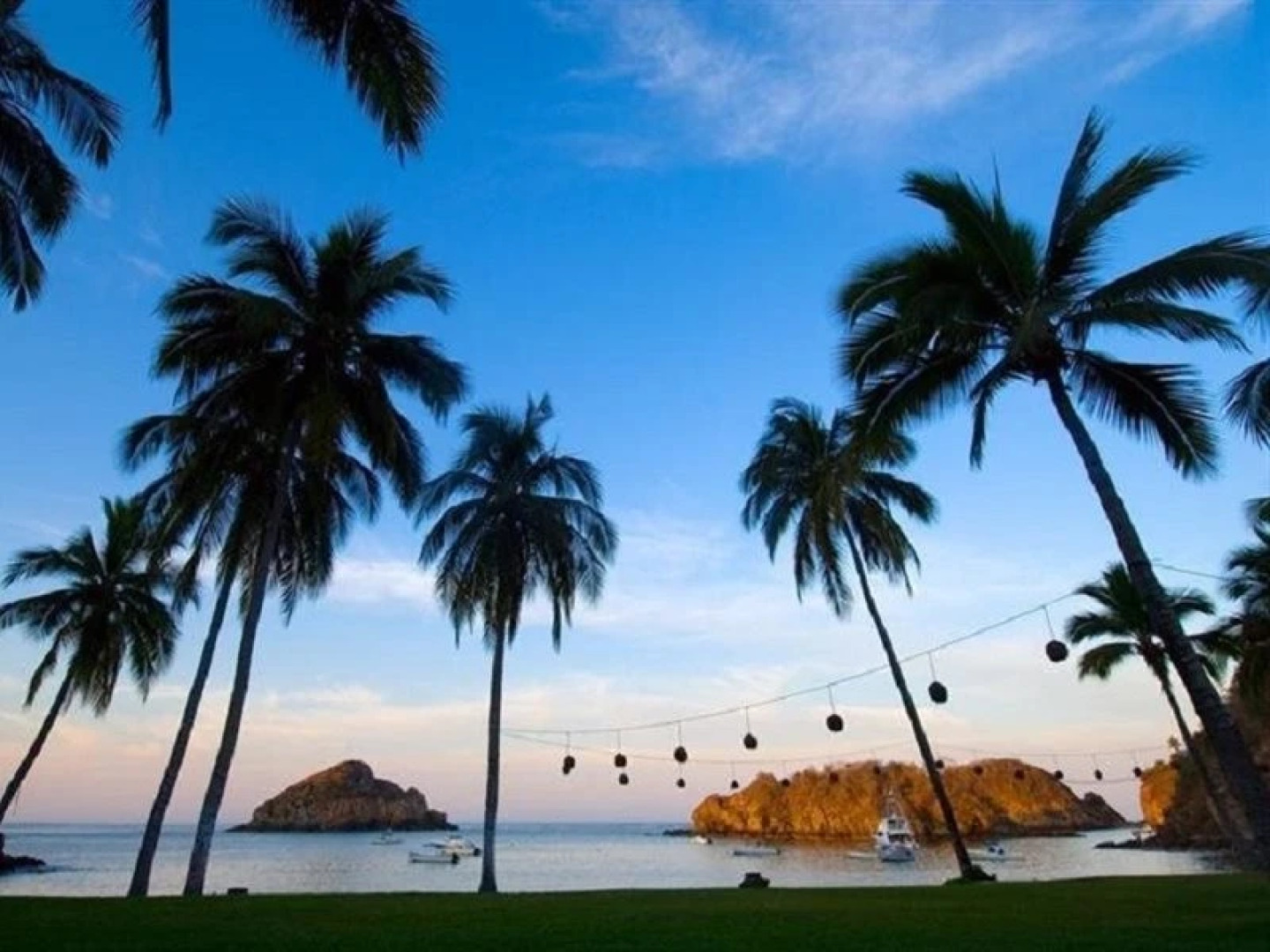 El Careyes Beach Resort