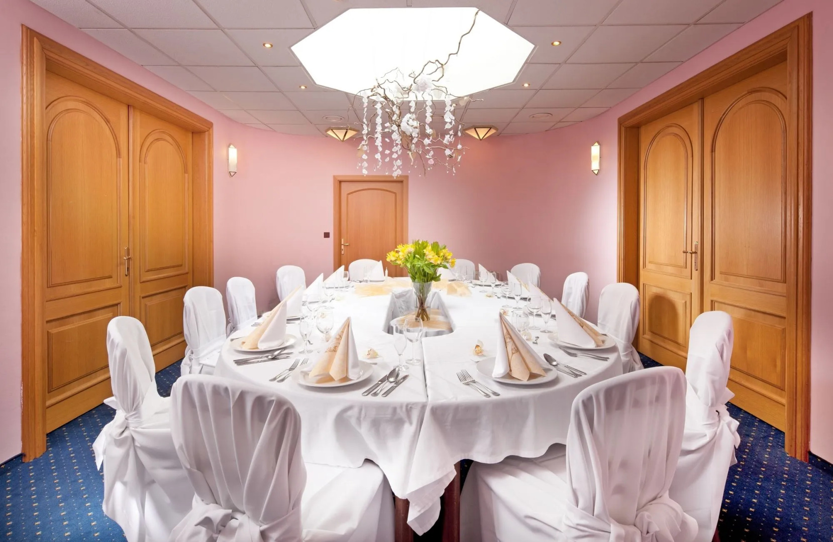 Hotel Concertino Zlatá Husa