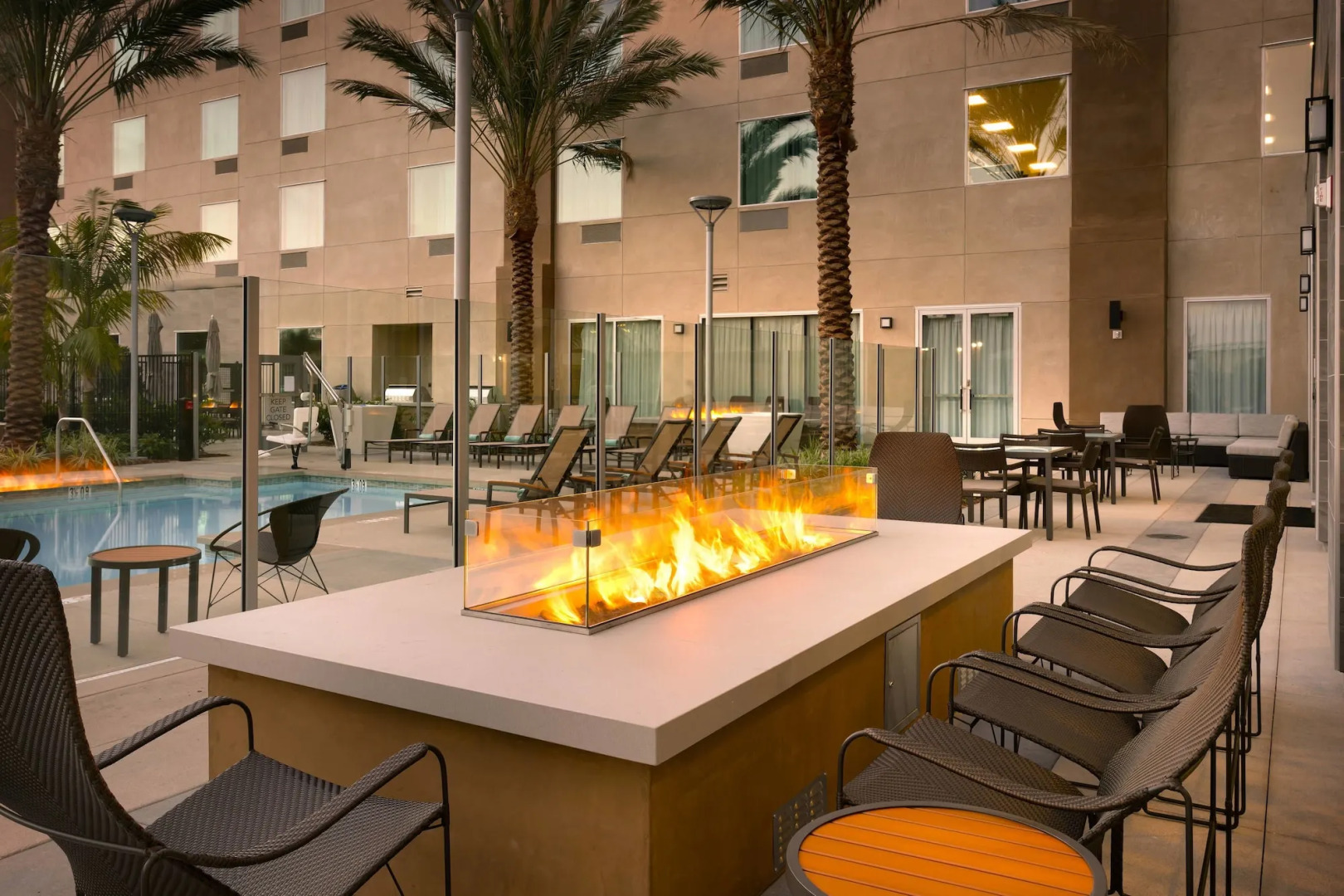 Courtyard by Marriott Los Angeles LAX/Hawthorne