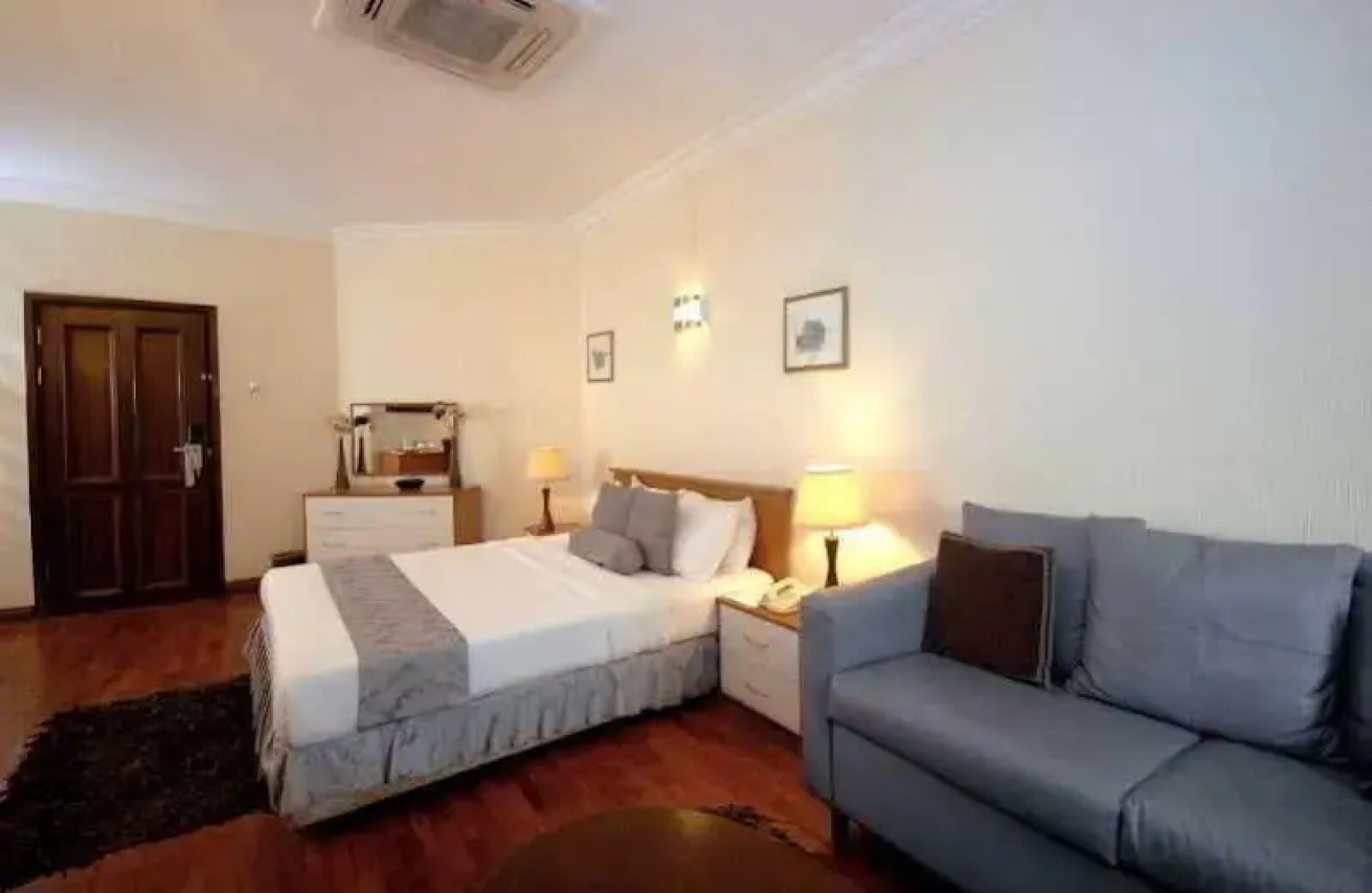 Planet One Hotel & Wellness